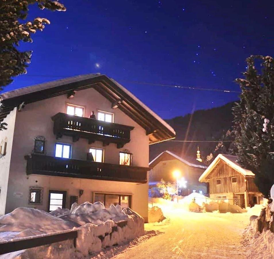 Gasthof Barlida Lainach Exteriör bild