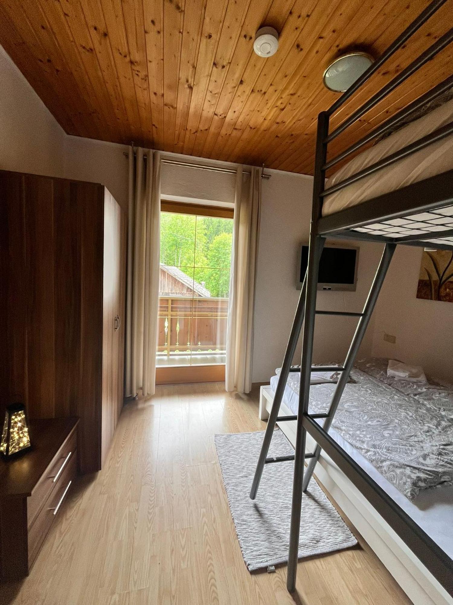Gasthof Barlida Lainach Exteriör bild