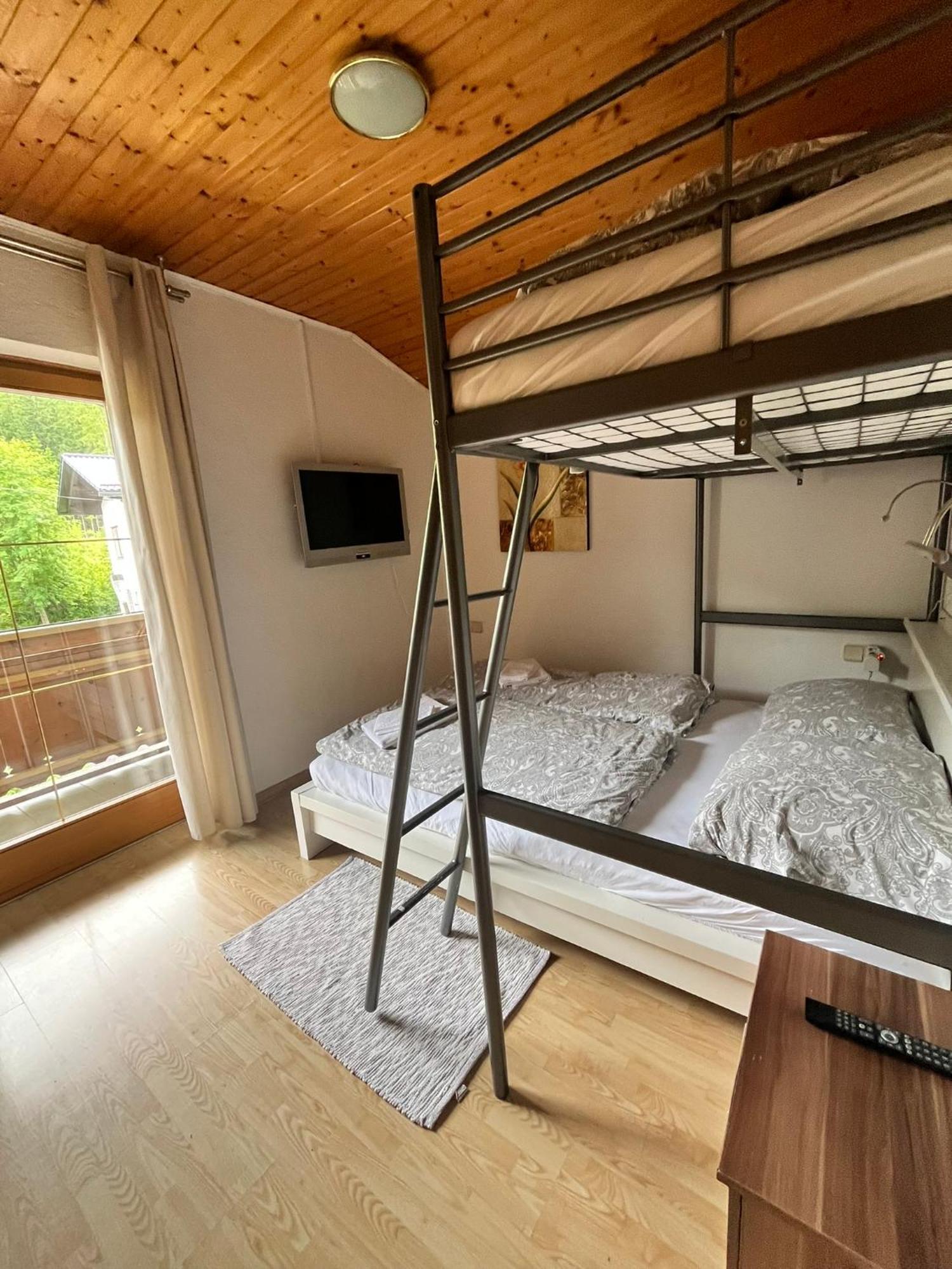 Gasthof Barlida Lainach Exteriör bild